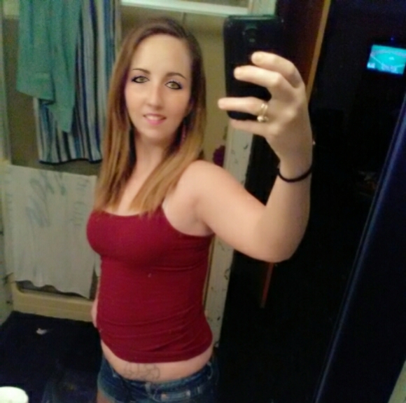 Meet your Posher, Gina - Picture 2 of 5